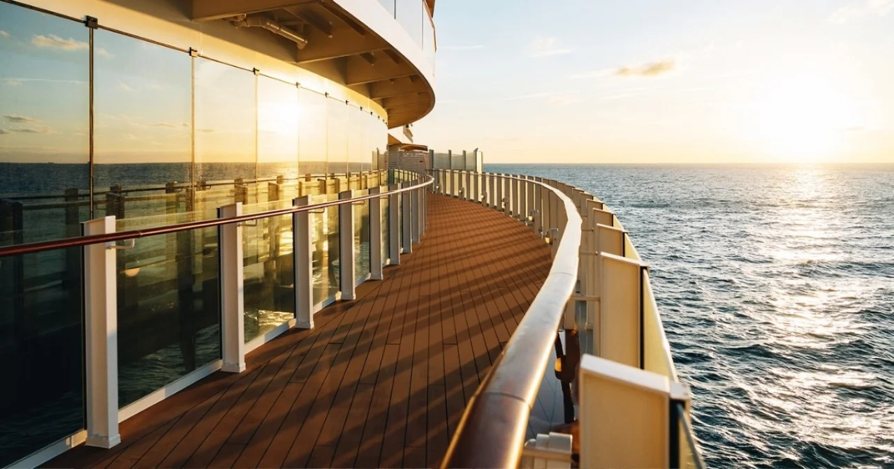 Goldener Kreuzfahrt-Herbst: Jetzt sparen, später AIDA fahren | Headerbild