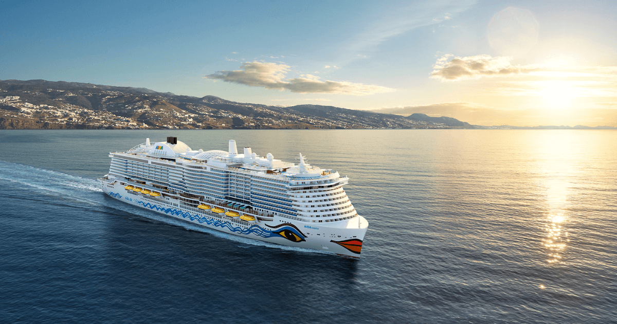 AIDAcosma vor Knareninsel