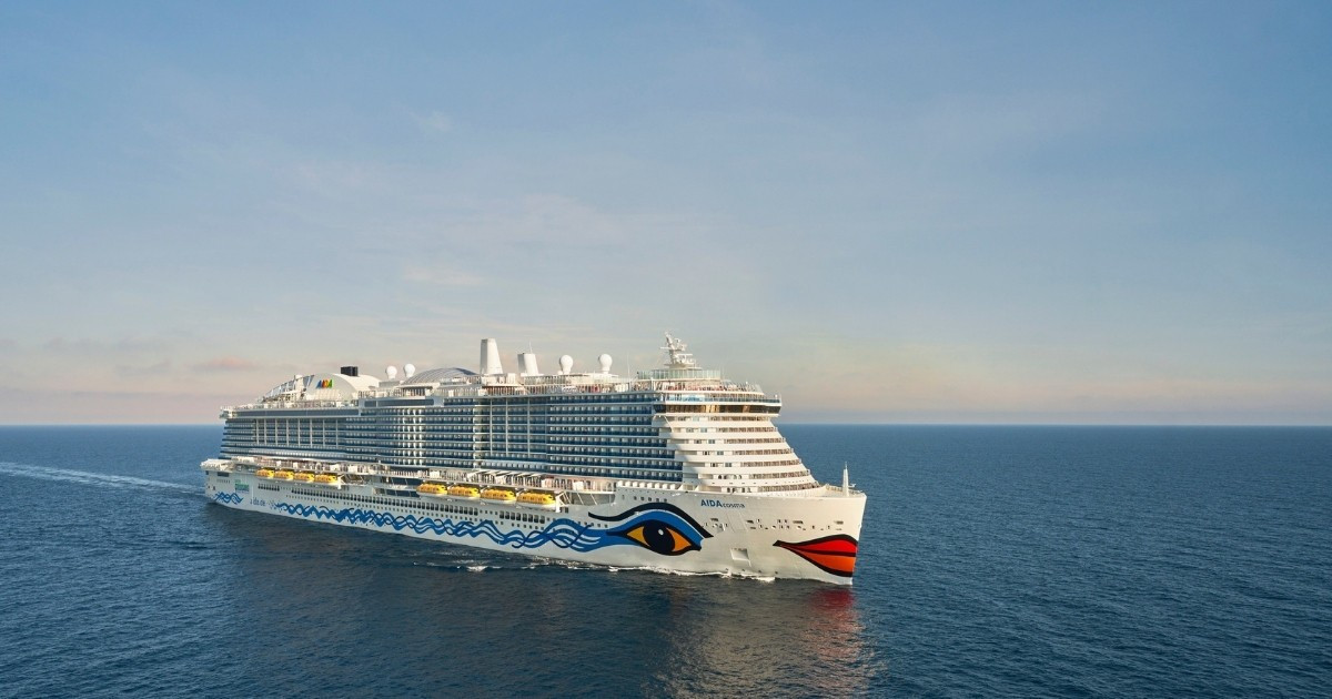 AIDAcosma auf dem Wasser