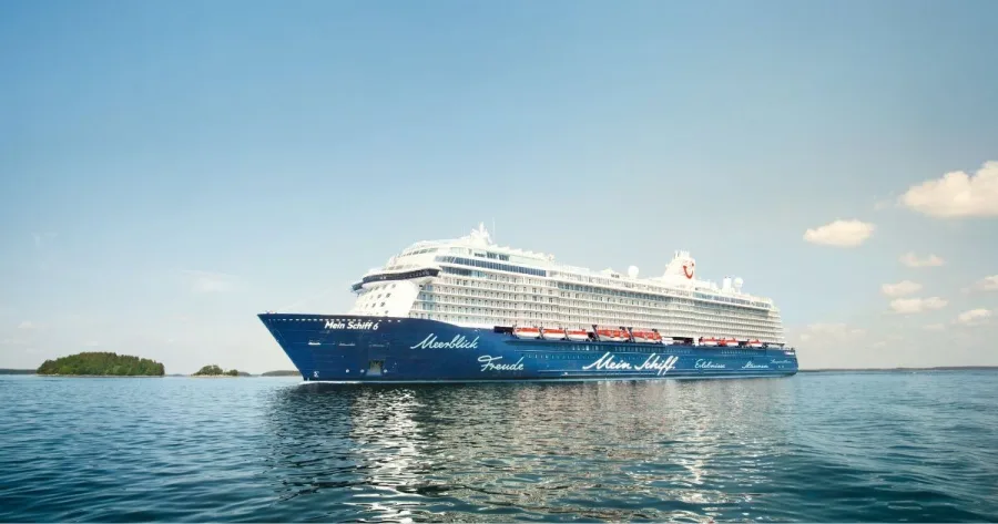 Mein Schiff 6 in der Außenansicht