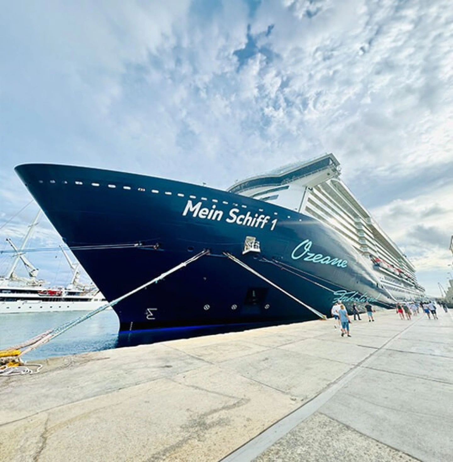 Mein Schiff 1