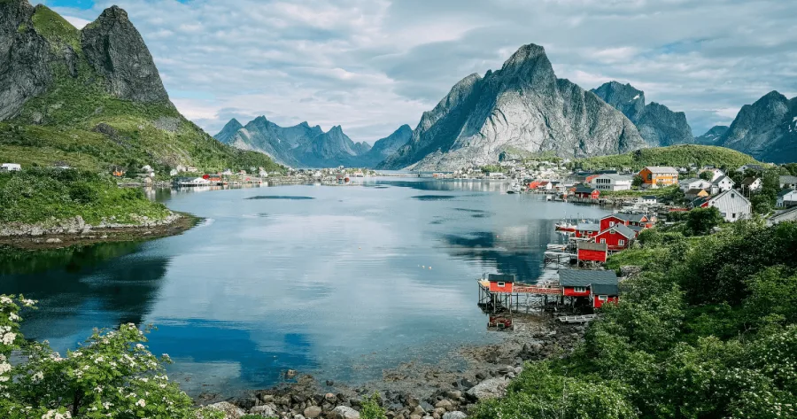 Ort in Fjord in Nordeuropa
