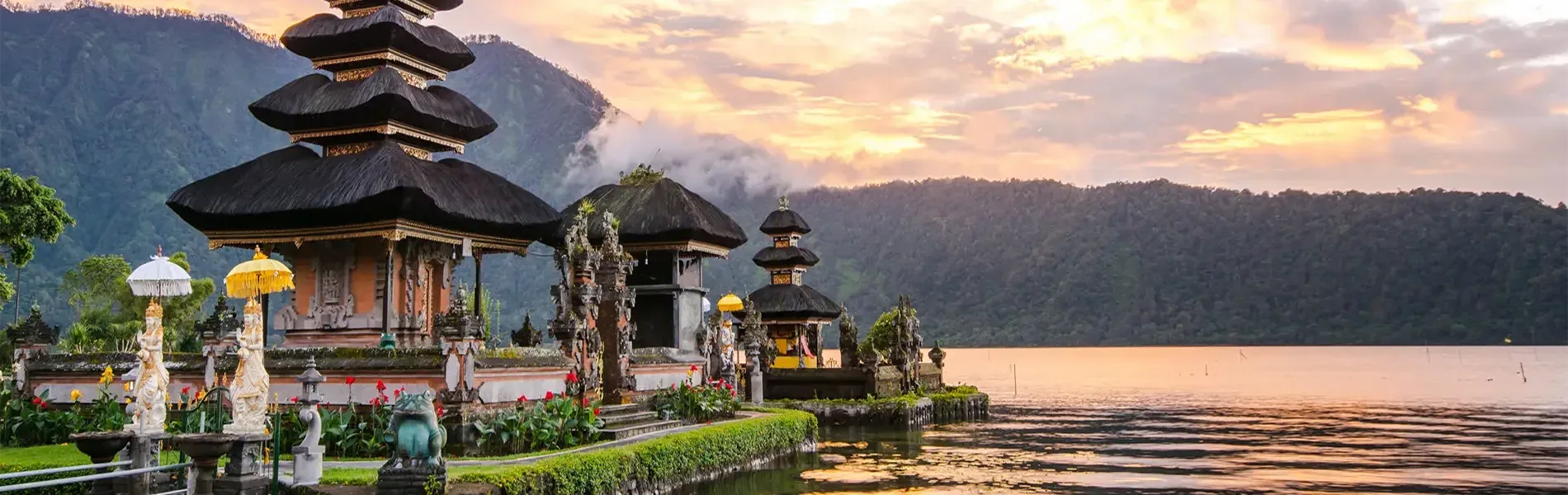 Hafenimpression Bali