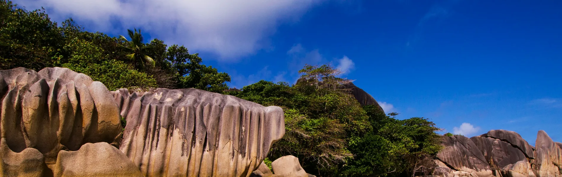 Hafenimpression Praslin
