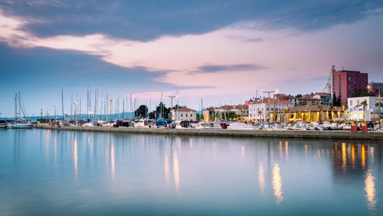 Hafenbild content/reisedaten/haefen/274/1/teaser.jpg