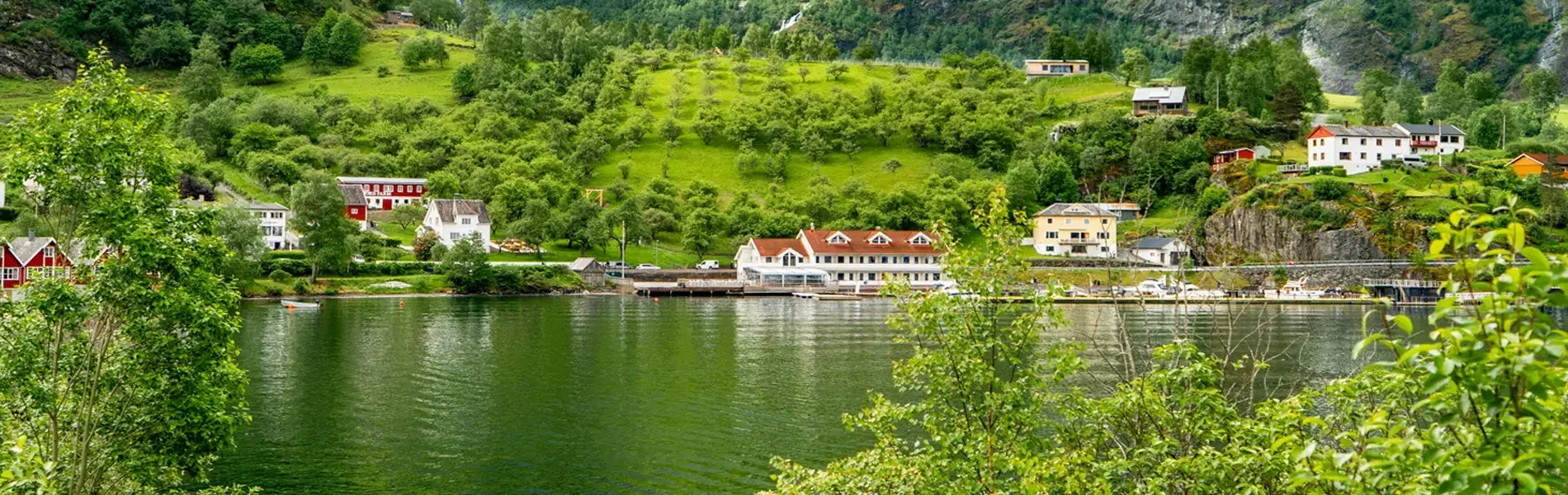 Hafenimpression Innvikfjord-Passage