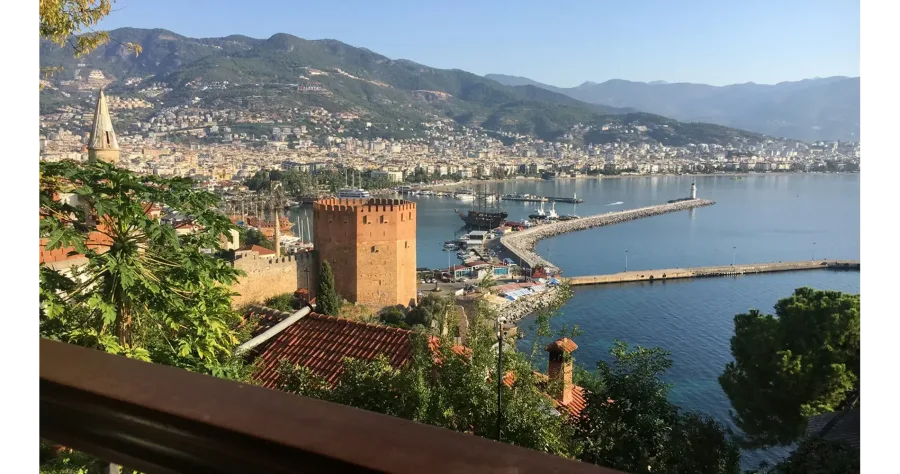 Hafenbild Alanya