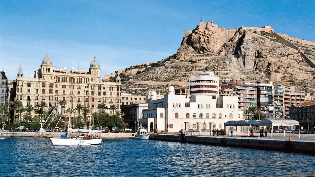 Hafenbild content/reisedaten/haefen/62/1/teaser.jpg