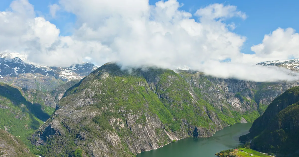 Hafenimpression Romsdalsfjord-Passage
