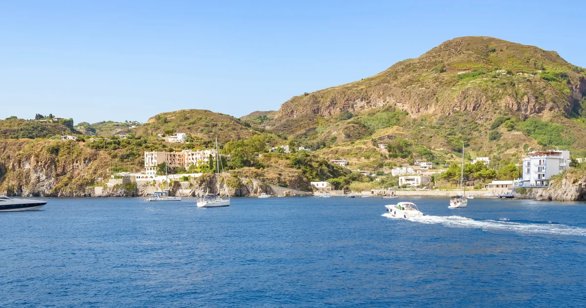 Hafenimpression Lipari
