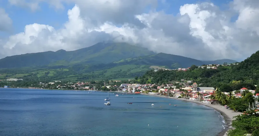 Hafenbild Saint-Pierre