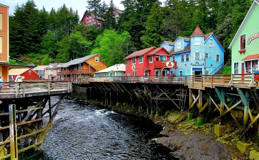 Hafenbild Ward Cove