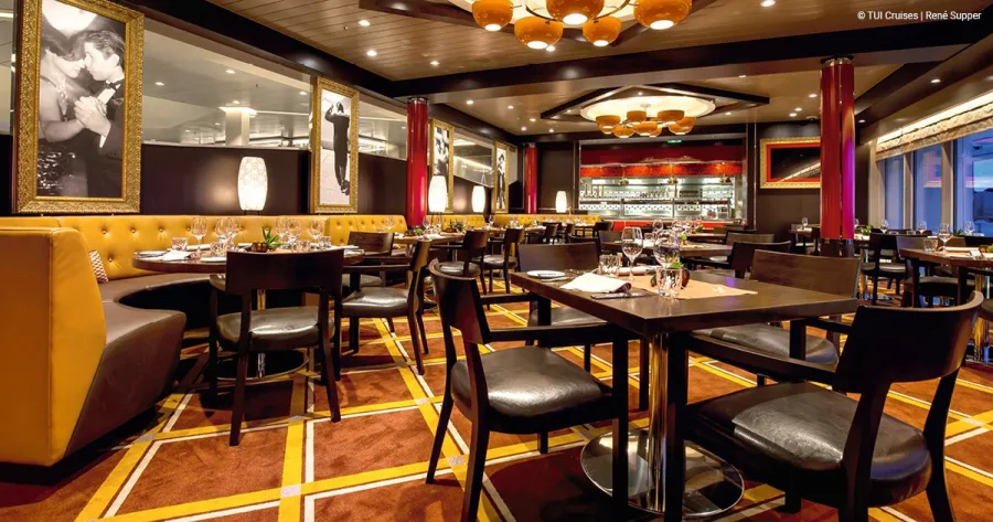 Surf & Turf - Steakhouse