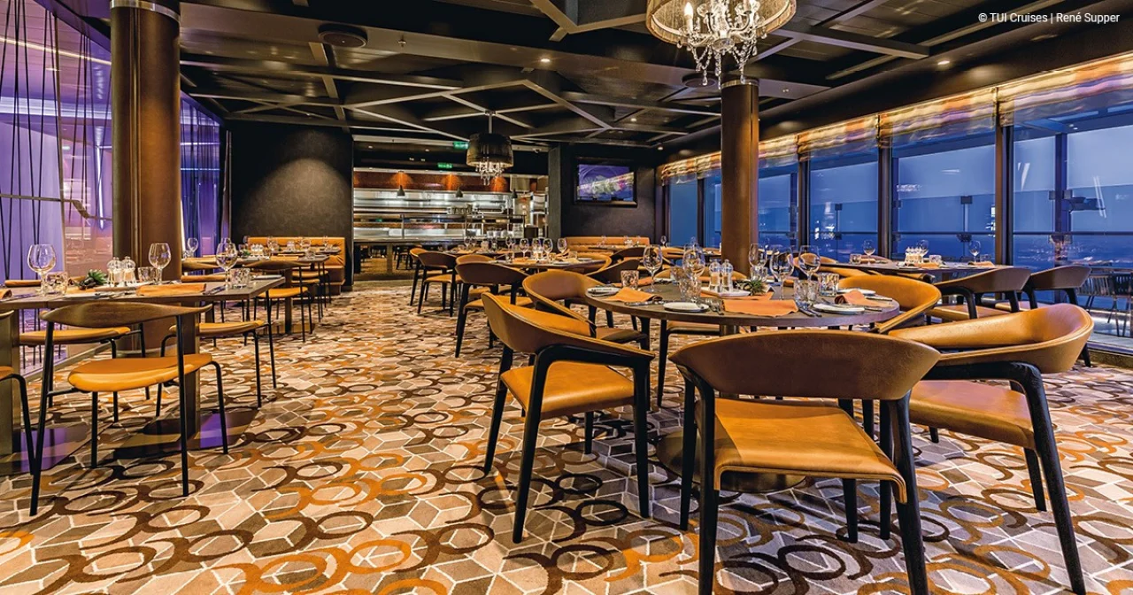 Surf & Turf - Steakhouse