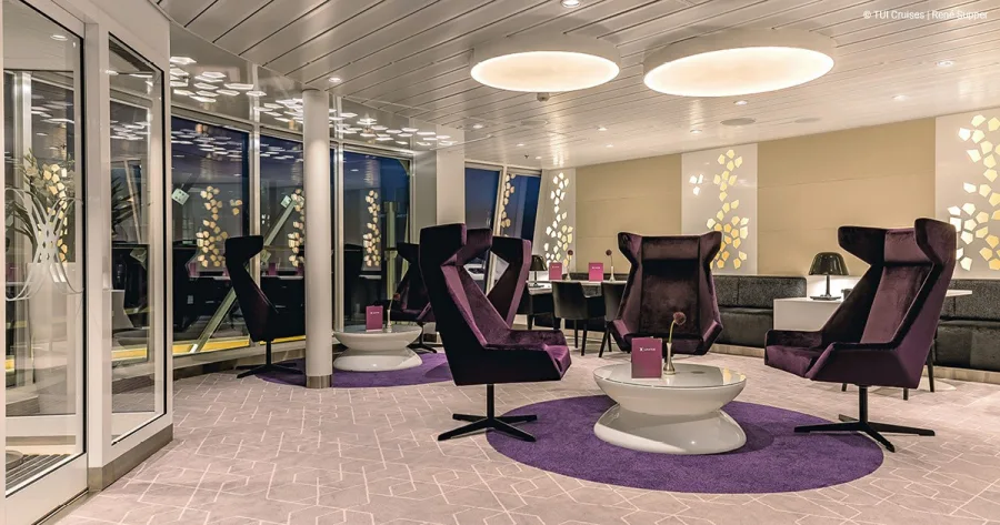 X-Lounge