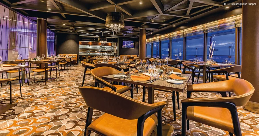 Surf & Turf - Steakhouse