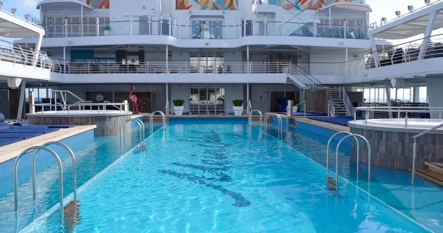 25m Pool