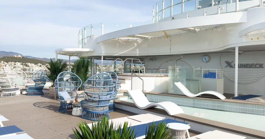 X-Sundeck