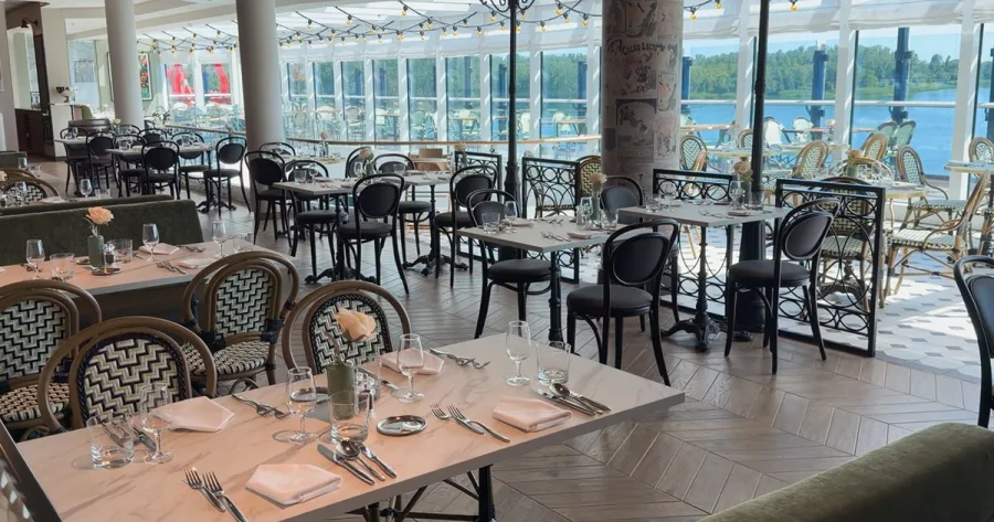 Sur Mer Bistro