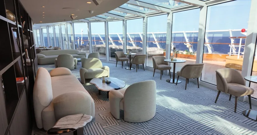 Explora Lounge