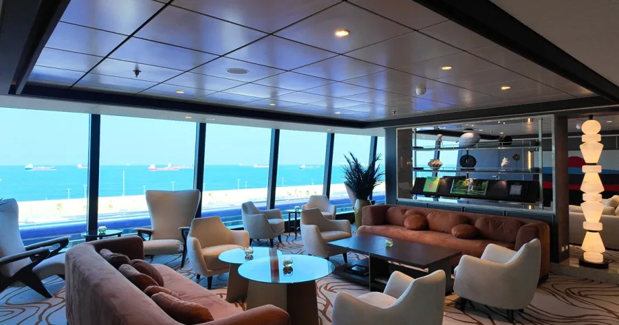 Explora Lounge