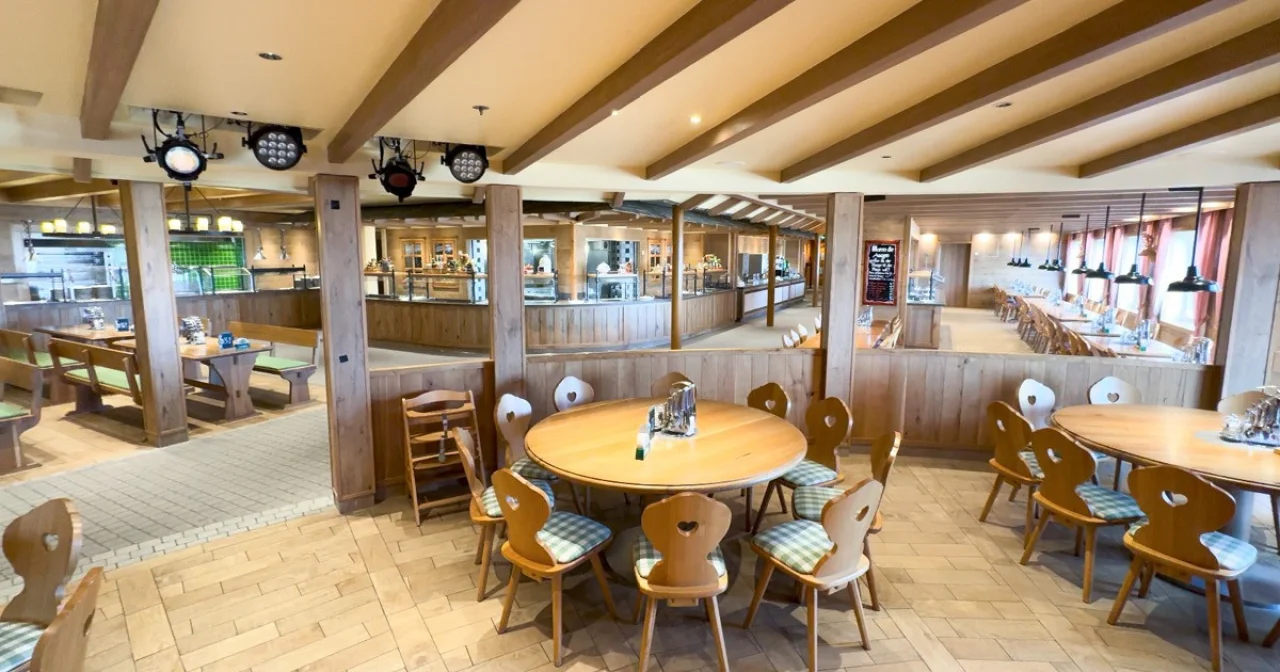 Almhütte mit Live-Musik/ DJ