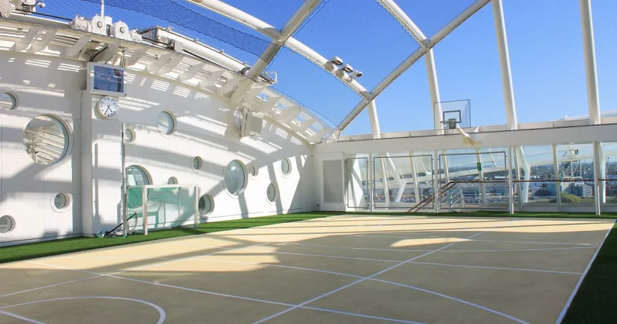 Ballsportfeld