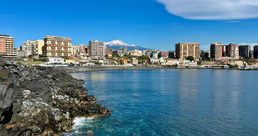 Hafenbild Catania (Sizilien)