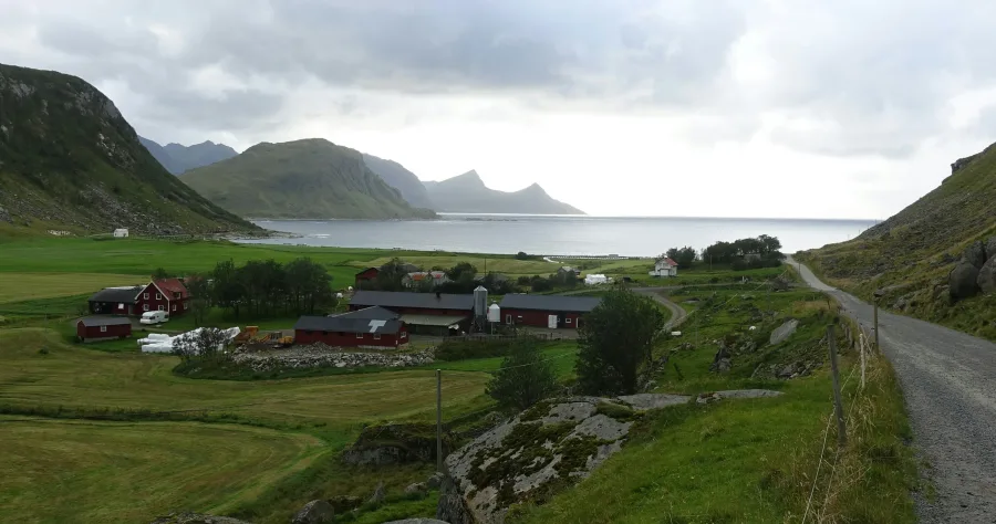Hafenbild Leknes (Lofoten)