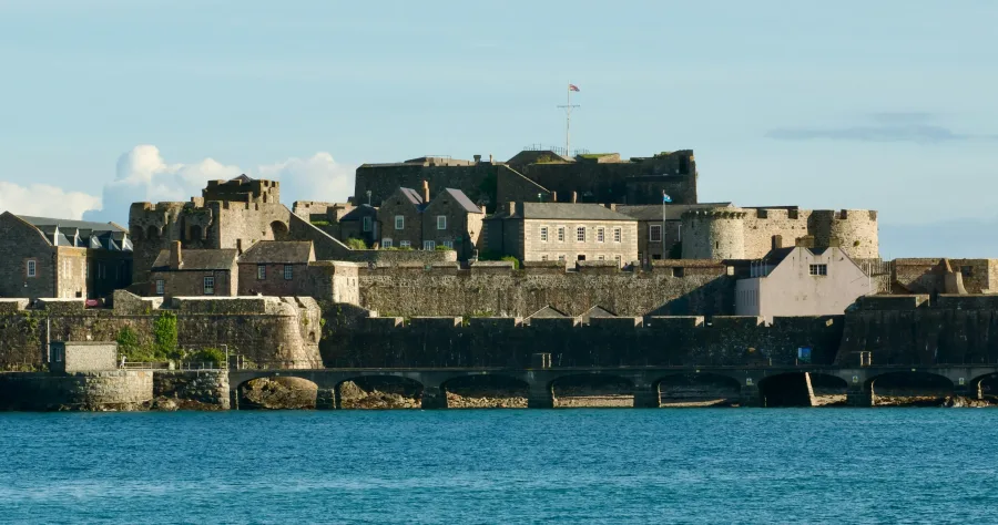Hafenbild St. Peter Port (Guernsey)
