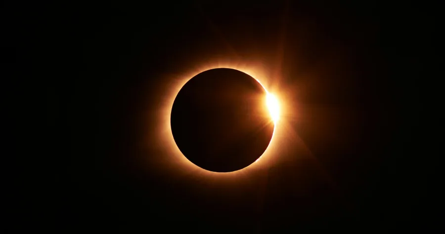 Hafenbild Highlight Sonnenfinsternis